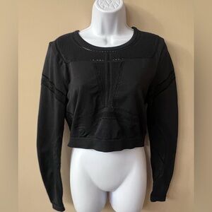 Fabletics Black Cropped Top, Size XL. EUC
